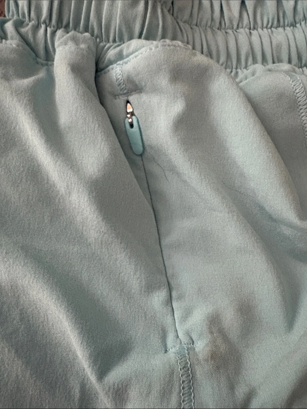 lululemon athletica light blue Hotty Hot athletic shorts 2.5 inch